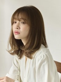 【10/10～10/12限定】似合わせデザインカット＋透明感カラー ￥8800