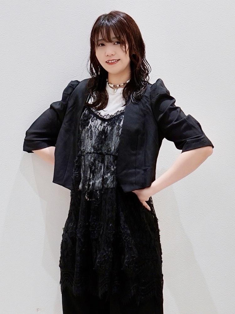 寒田 麻央