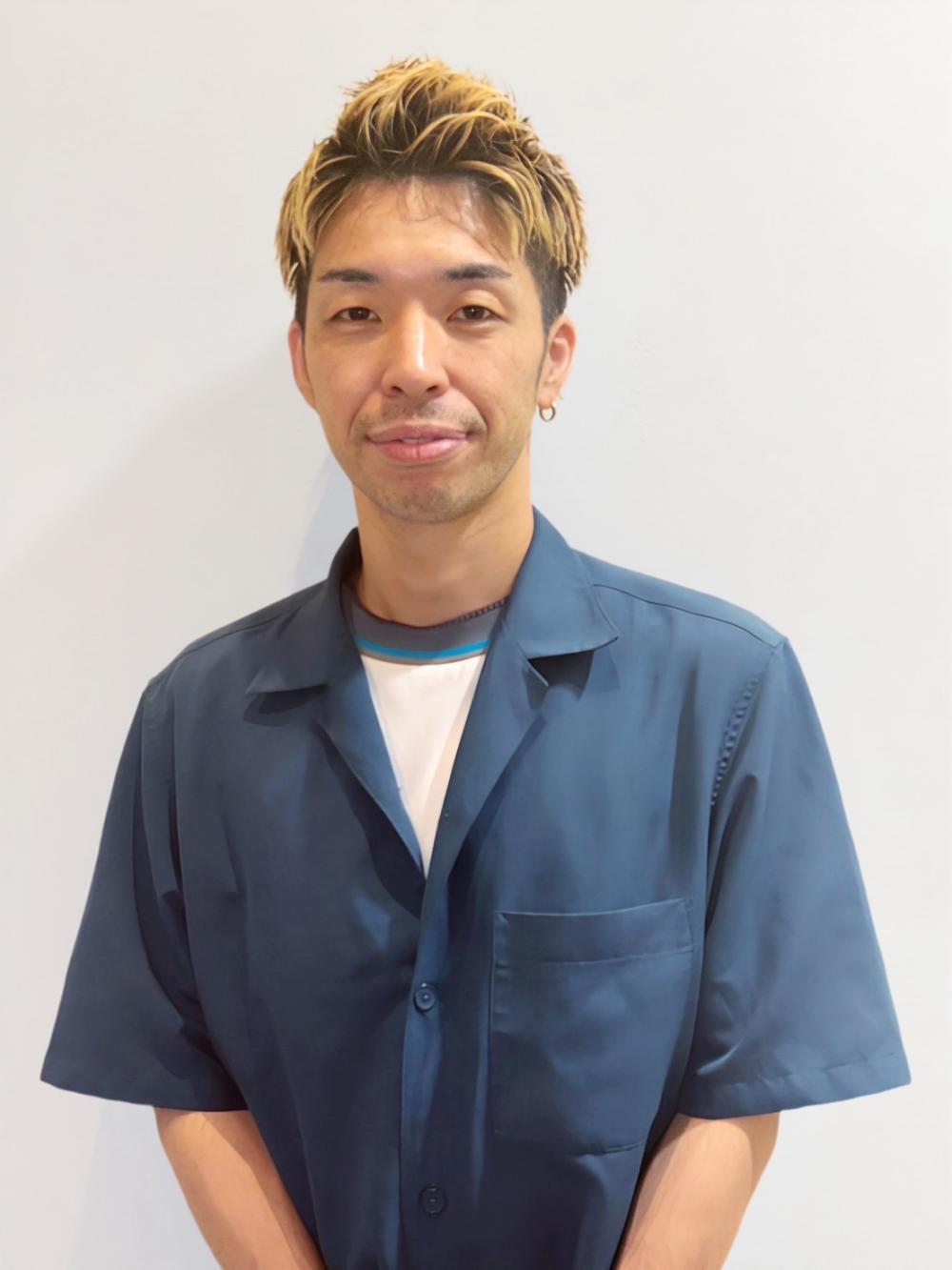 軽部　良成