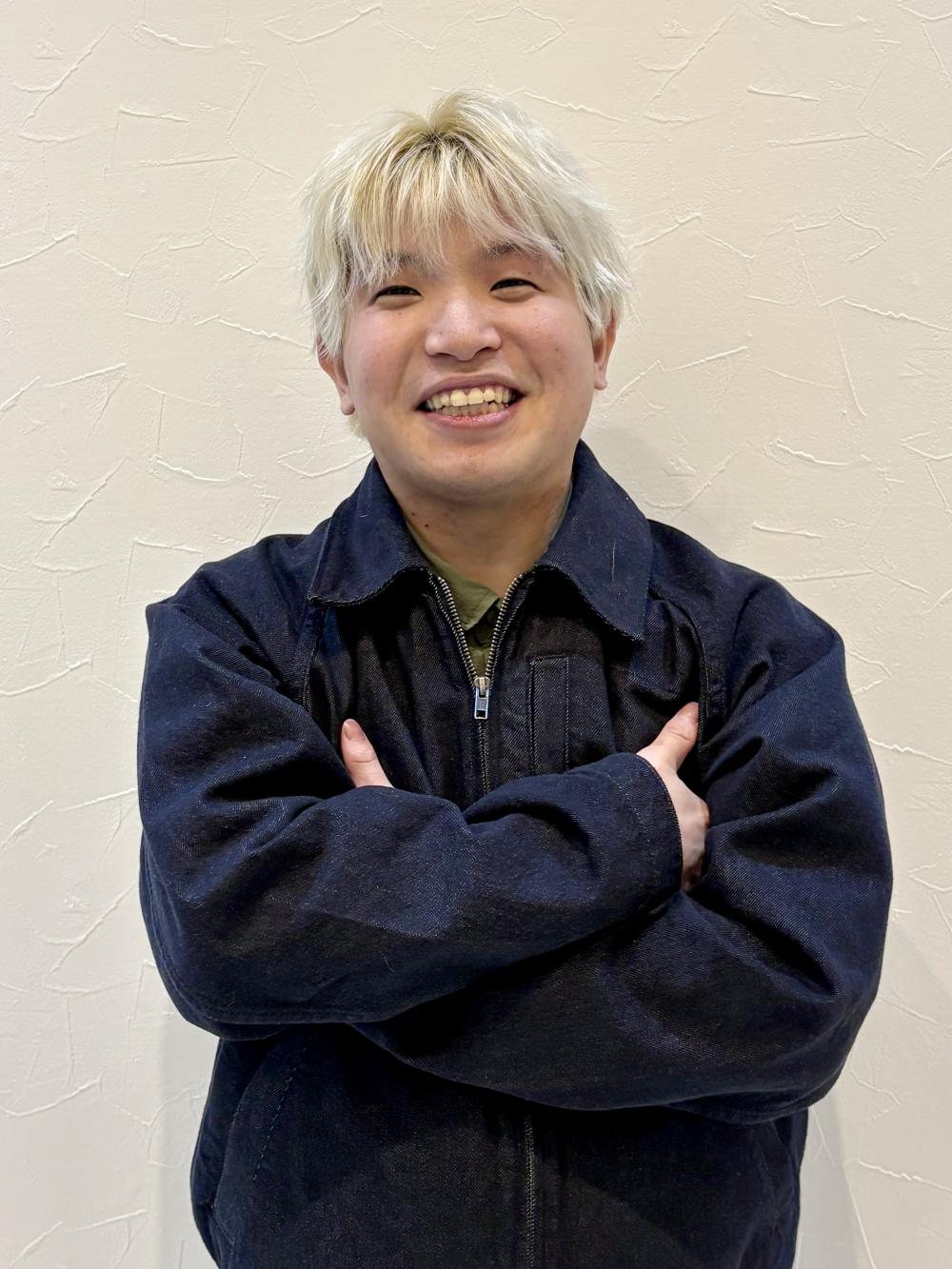 石橋　慈英