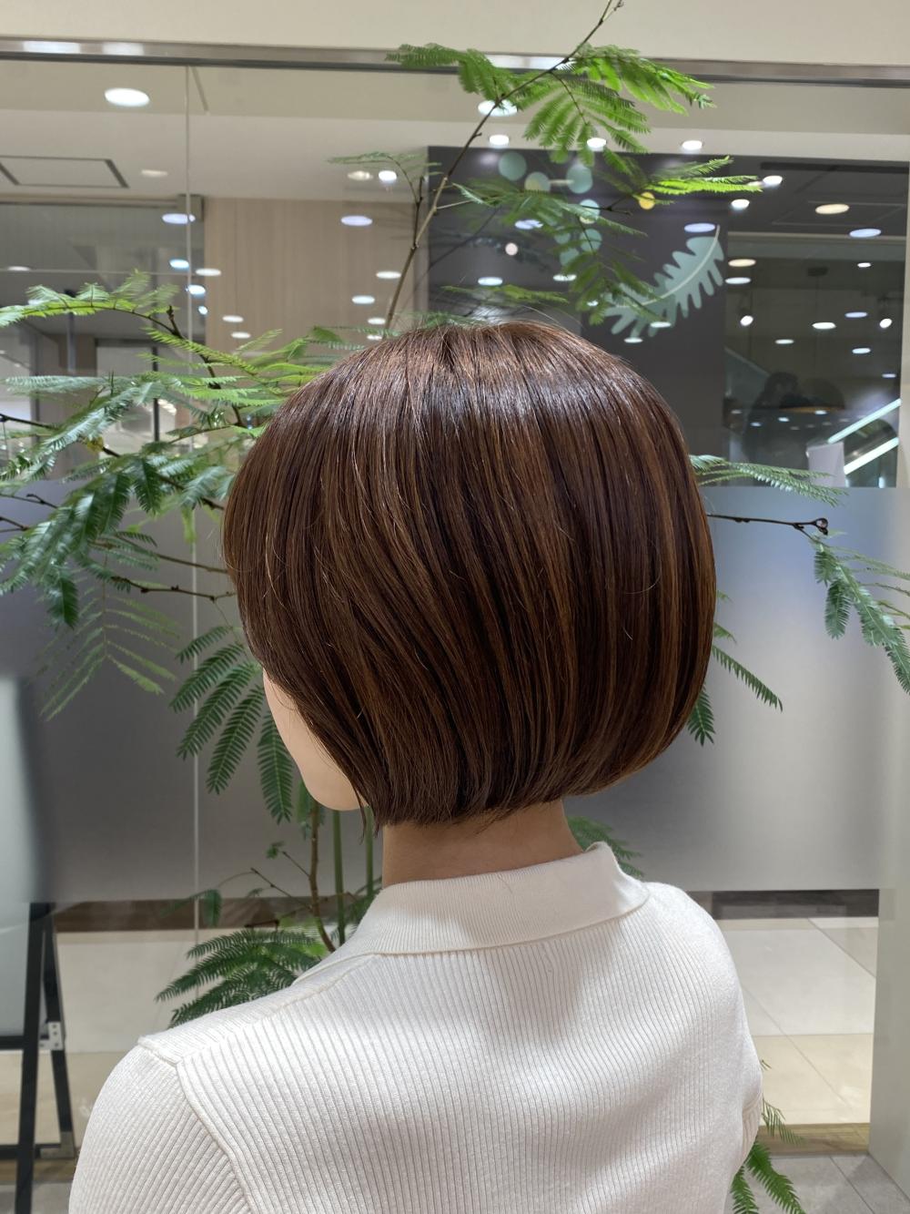 丸みミニボブ