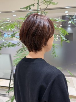 明るめピンクベージュ
