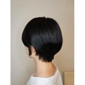 艶髪ショートで叶える♪大人の上品スタイル