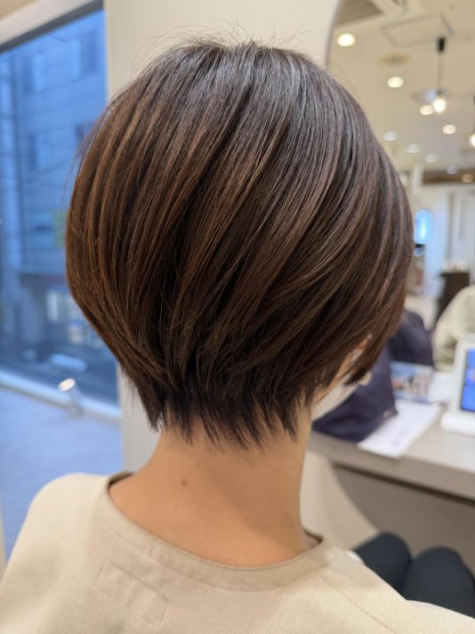 50代頭の丸みショート