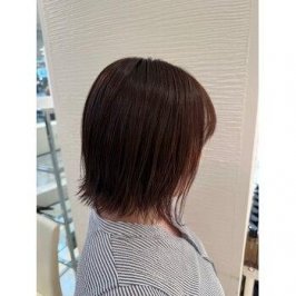 外ハネくびれミディ