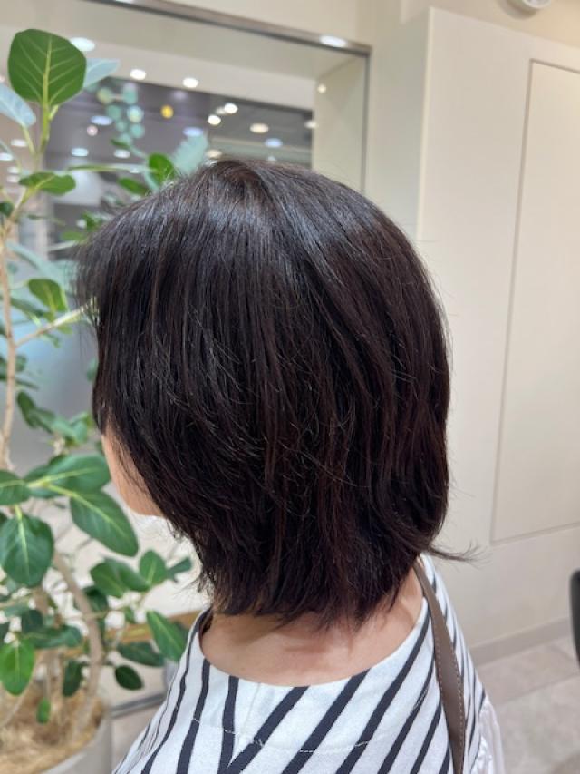 ミディアムレイヤースタイル