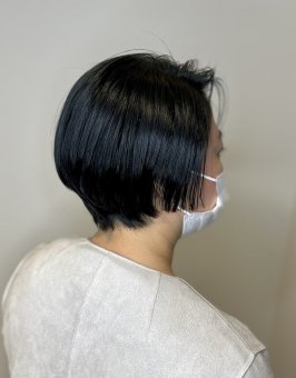 ハンサムショート20代30代40代ブルーブラックパーマなし