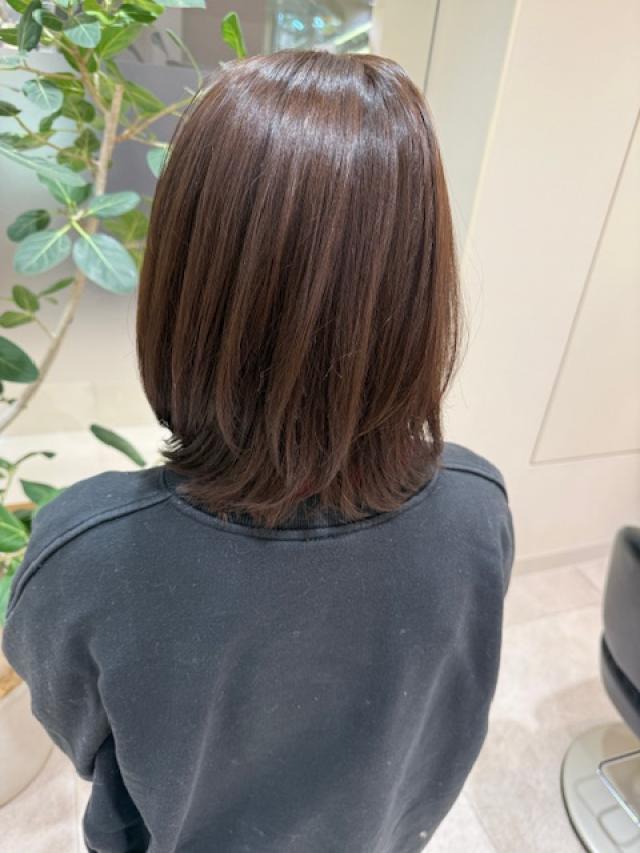 ミディアムレイヤースタイル