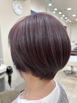 ショートボブ