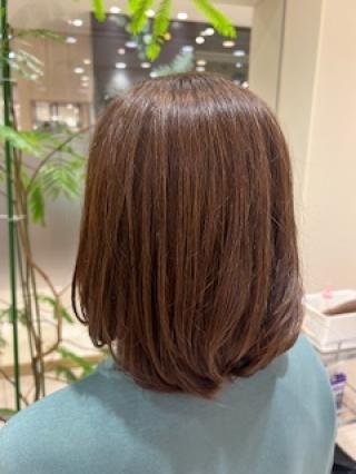 内巻きボブスタイル