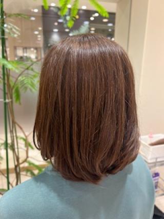 内巻きボブスタイル