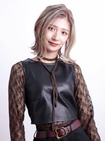 シンプルな存在感～金髪外ハネボブ～
