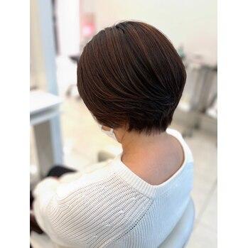 お手入れ簡単くびれショート