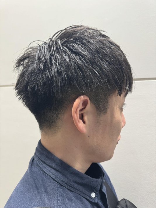 メンズショートヘア