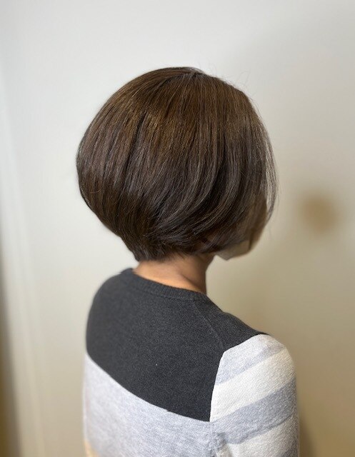 大人可愛い20代30代40代小顔ショートボブ丸み前下がりベルボブ