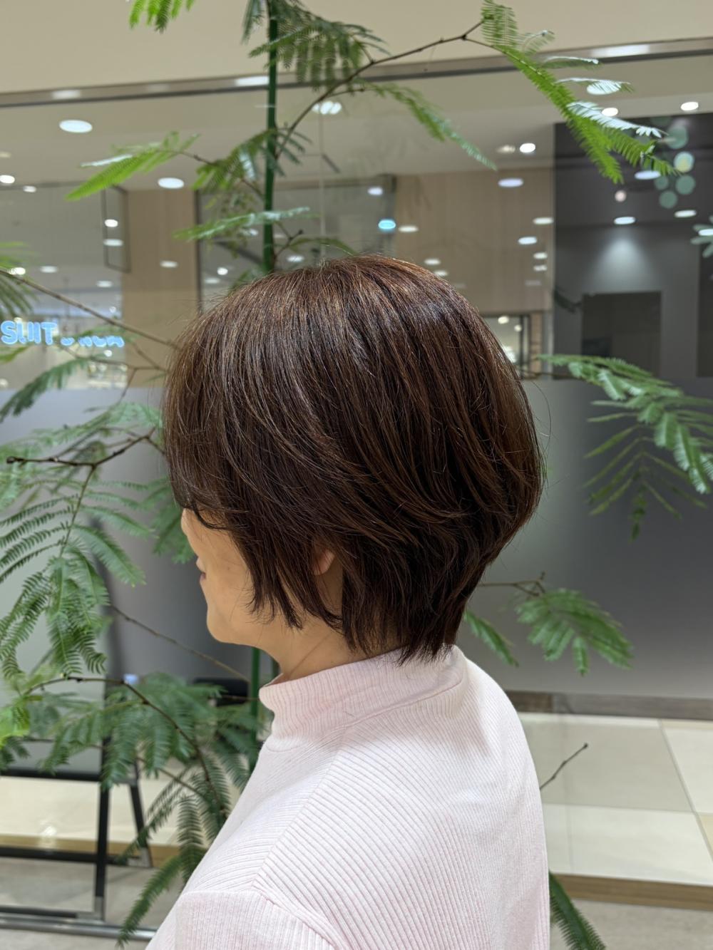 くびれショートヘア