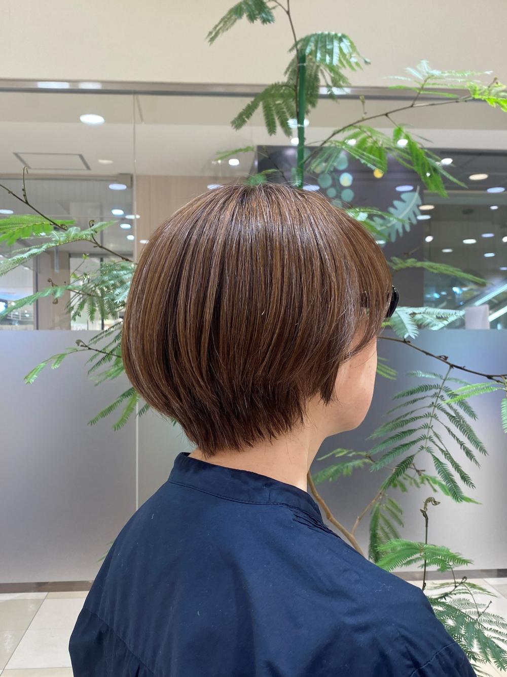 クビレのある丸みショートヘア