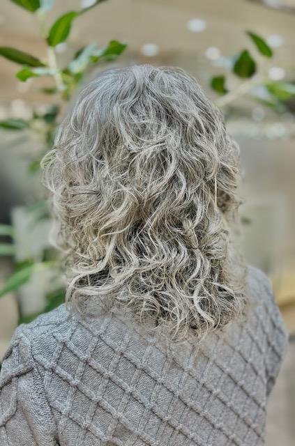 グレーヘアー