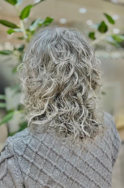グレーヘアー