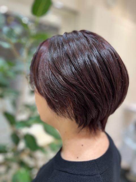 ショートボブ